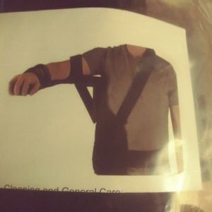 Shoulder brace